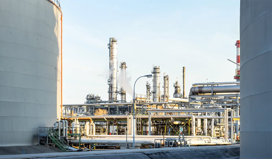 До 2028 года Новошахтинский нефтезавод завершит проекты на 221 млрд руб.