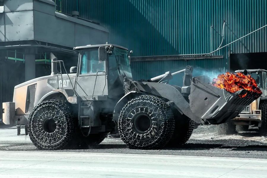Суды арестовали имущество и средства на счетах Новороссийского прокатного завода на 1 млрд рублей